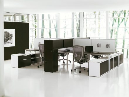 teknion semi enclosed workstation