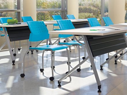 global classroom chair